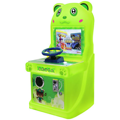 Una máquina de juego de carreras para dos jugadores con monedas